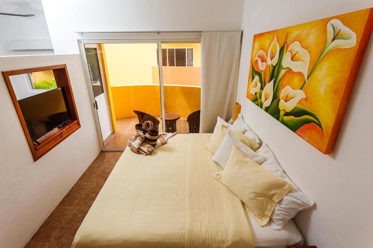 Kaam Accommodations Puerto Morelos Esterno foto